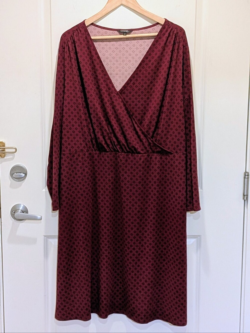 EUC George Plus 2X Super Soft Maroon Faux Wrap Dress with Black Diamond Pattern